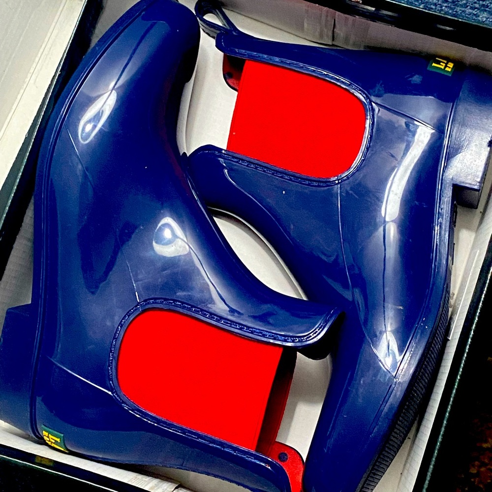Tally Ralph Lauren Rain Boot ( Navy Blue and Red)